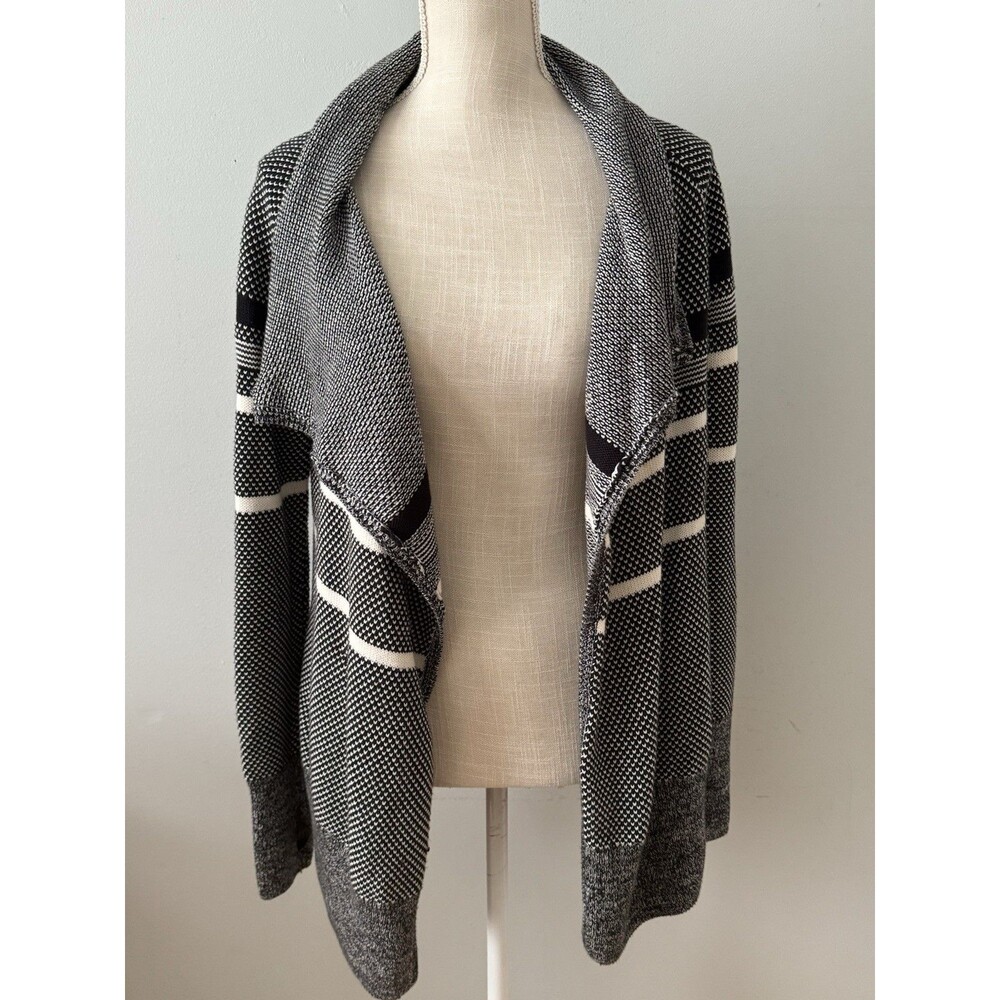 Ivivva Black & White Feelin' Toasty Wrap Knit Cardigan Size 14